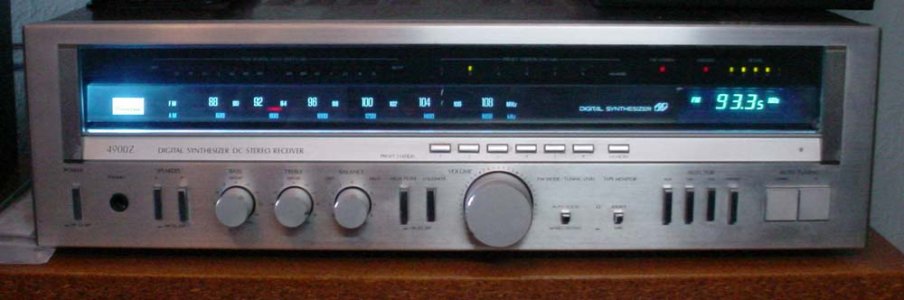 Sansui4900z_LED_Lights.jpg