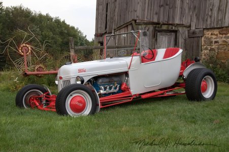 Track-tor T.jpg