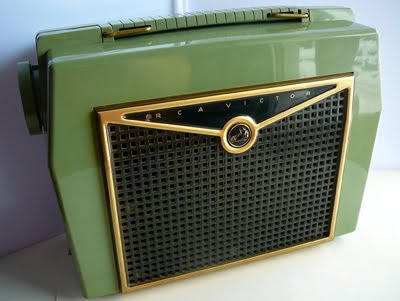 vintage-rca-radio.jpg