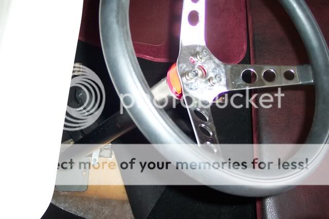 steeringwheel001.jpg